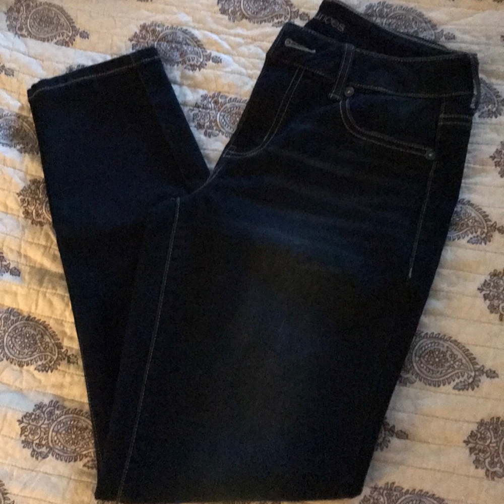 Maurices skinny jegging!